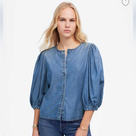 Madewell Tops - NWT Madewell Denim Puff-Sleeve Button-Up Top in Kennebec Wash